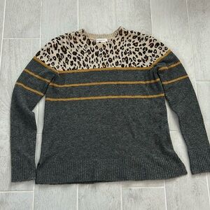 Beachlunchlounge sweater size women’s small